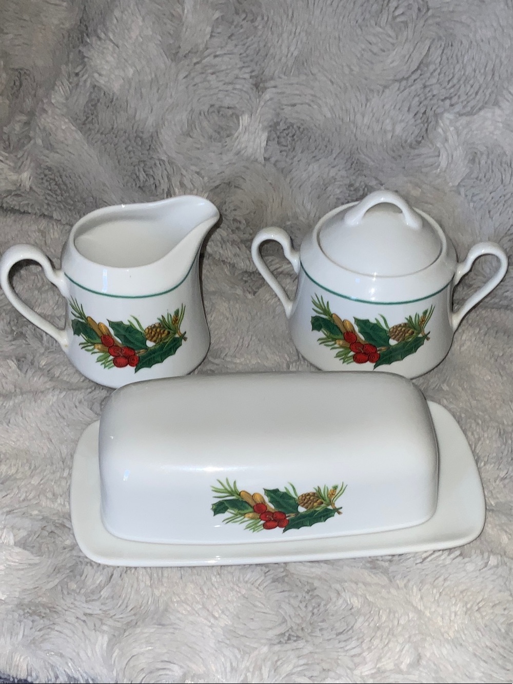 🎄Christmas cream,sugar & butter dish